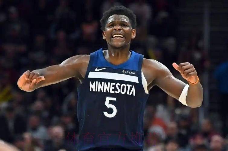 爱德华兹25+5骑士5人得分20+主场复仇森林狼