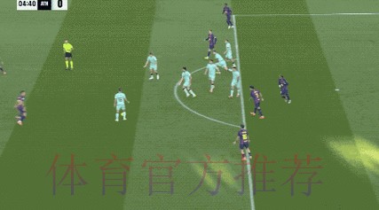 争议!巴萨神锋造62球却无缘FIFA最佳阵 妻子连发4条动态炮轰不公 争议!巴萨神锋造62球却无缘FIFA最佳阵 妻子连发4条动态炮轰不公